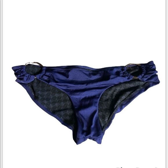 Victoria’s Secret bottoms M (5286) - Picture 1 of 6